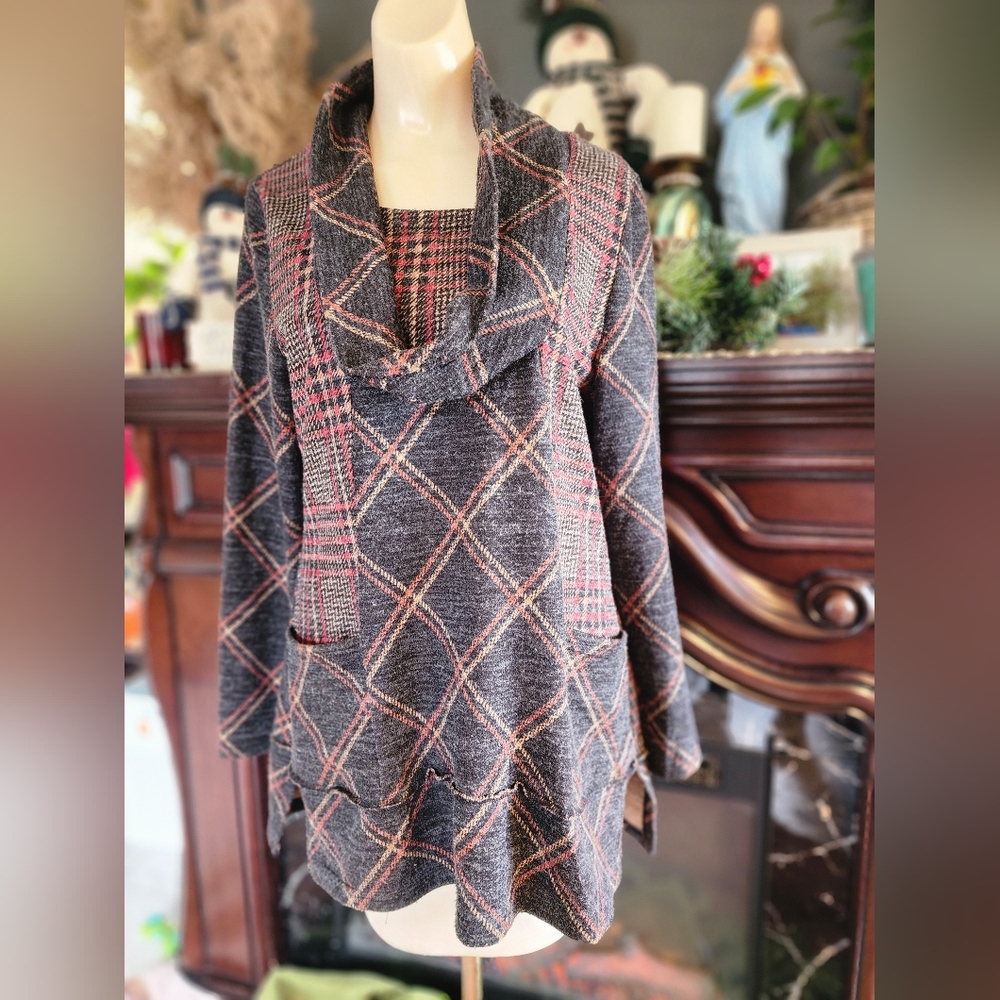 Feratelli pocketed crowl neck sweater womens size medium